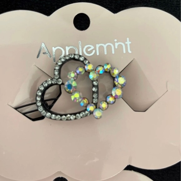 Hair Clips (2 New Sets) - Picture 3 of 5